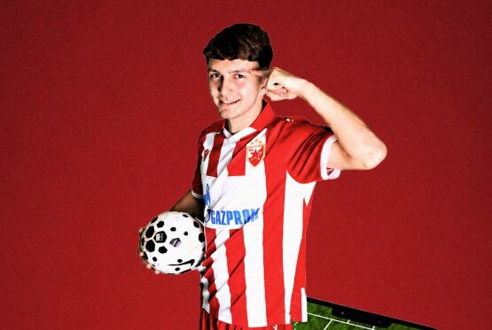 ZVEZDA OZVANIČILA NOVO POJAČANJE: Kristijan Balov stigao na Marakanu