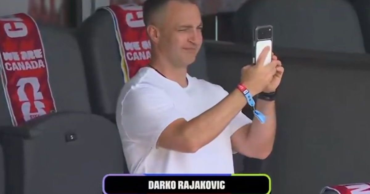 Darko Rajaković došao da gleda meč Bosne i Hercegovine, srpski trener na SP u Torontu