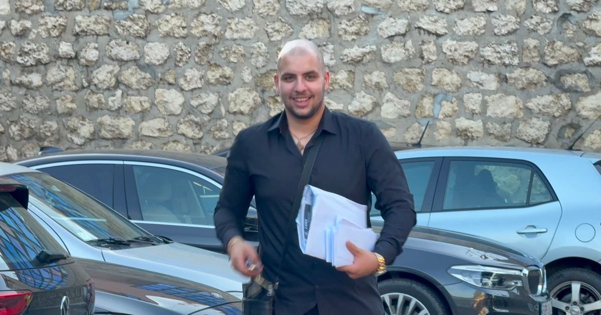 Ovo je zgodni sin jedinac pevačice Ćane: Spreman za majčin spektakl na Tašmajdanu - stigao skockan tip - top