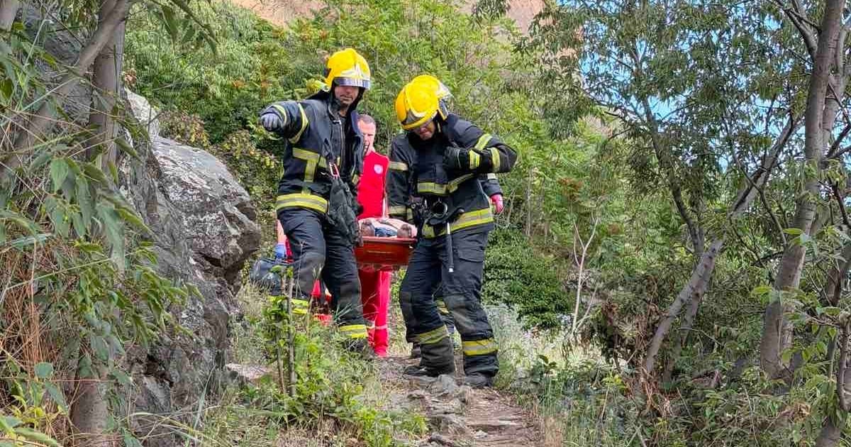 DRAMA U NOVOM SADU: Vatrogasci spasioci izvukli muškarca bez svesti iz tunela ispod Petrovaradinske tvrđave!