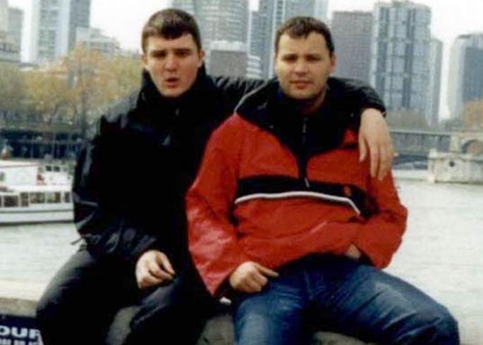 OTELI MIŠKOVIĆA, DELILI MILIONE, UBILI SVEDOKA SARADNIKA: Jeziva priča o braći Simović, sili Zemunskog klana - Ovako su jednog brata zvali zbog "REŠAVANJA" TELA