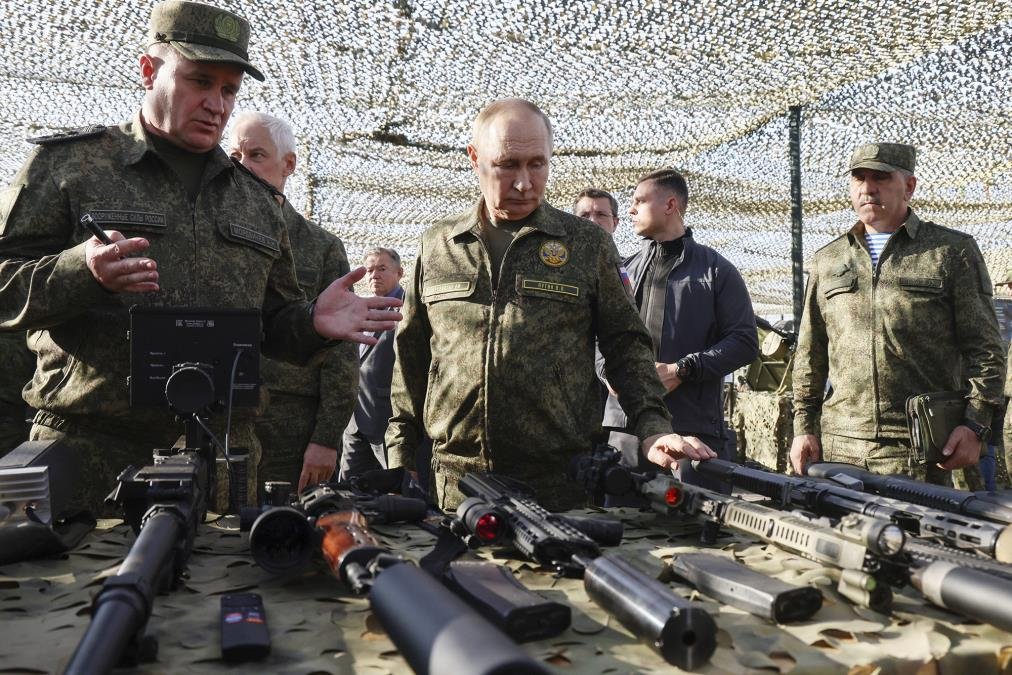 PUTIN DONEO NOVI DEKRET O RUSKOJ VOJSCI: Povećava se broj pripadnika, ukupna brojka je ogromna