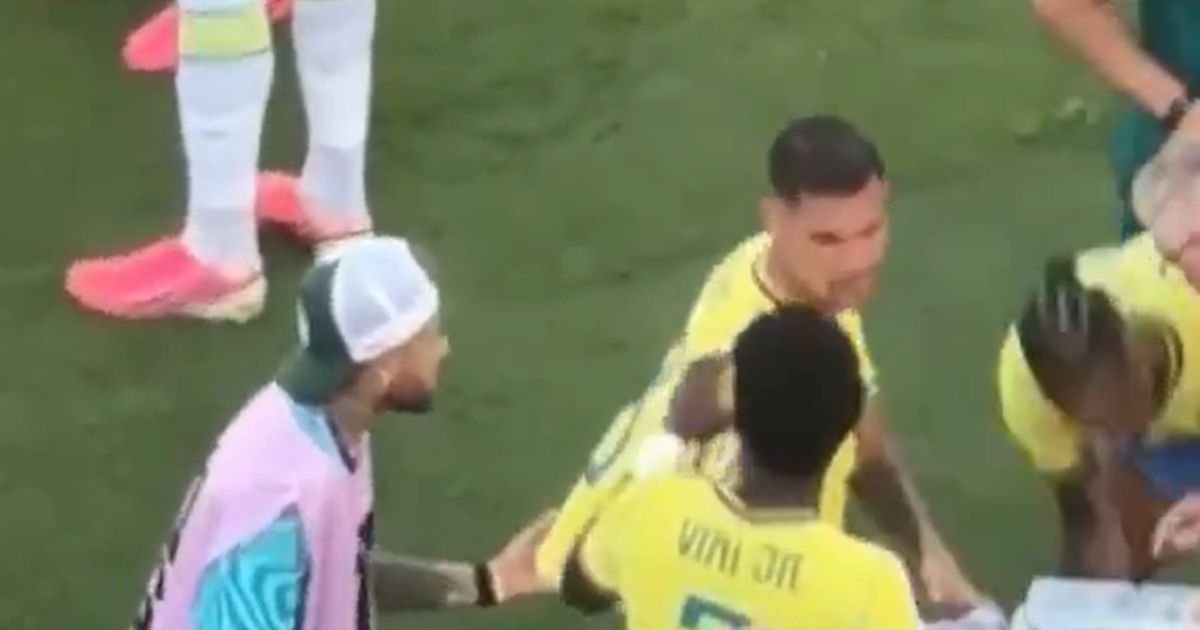 Da li fudbaleri Brazila ignorišu Nejmara? Pokušao da im udeli savet, pogledajte njihove reakcije