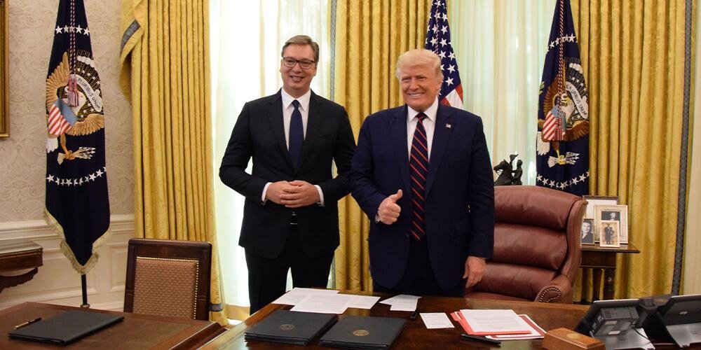 "SRDAČNE ČESTITKE DONALDU TRAMPU UZ ŽELJE ZA DOBRO ZDRAVLJE, LIČNU SREĆU I USPEH" Predsednik Vučić čestitao 80. rođendan predsedniku SAD