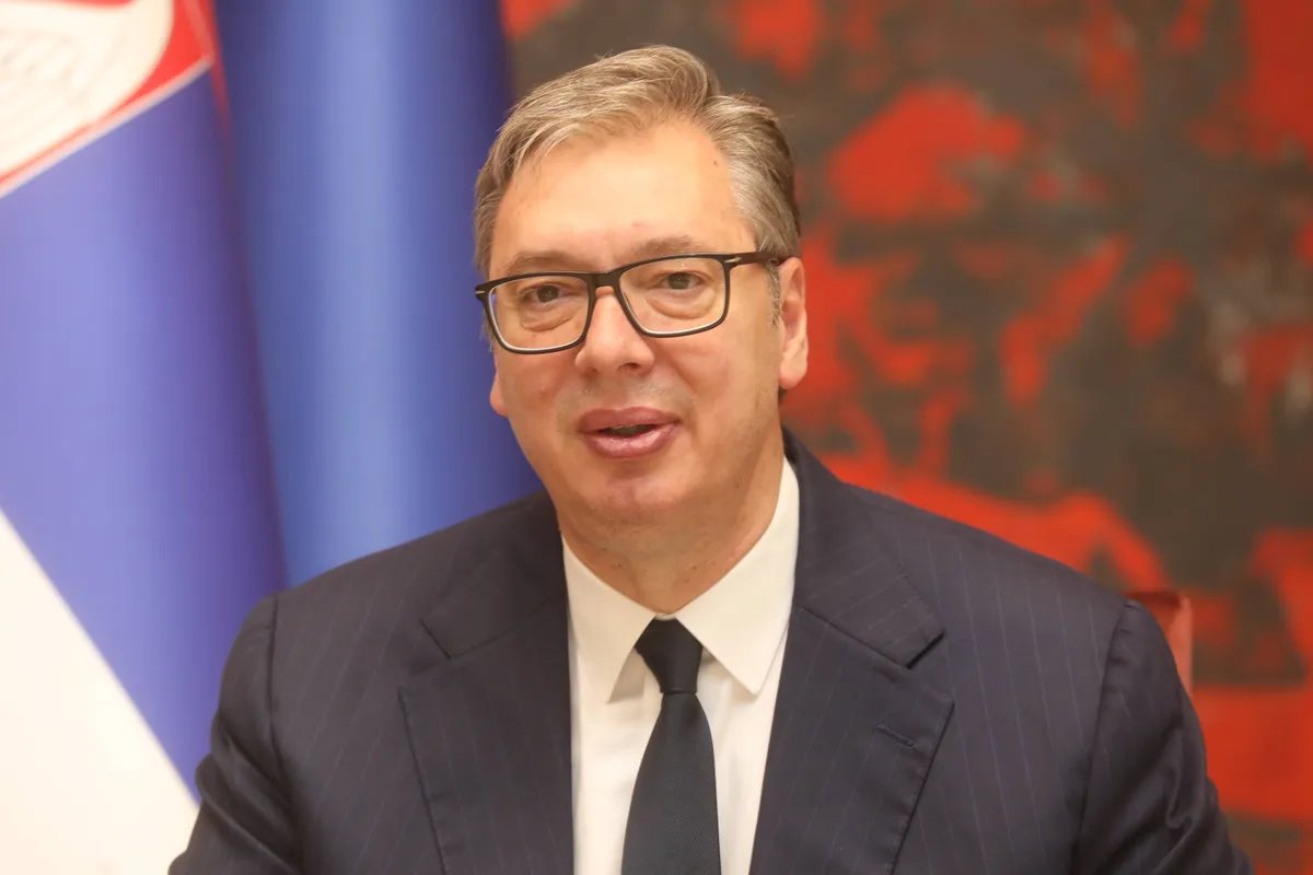 Vucic announces resignation within months, SNS to unveil election platform