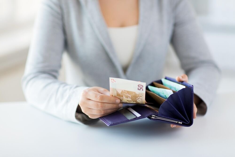Filipinka objavila koliko mesečno zarađuje pa zaprepastila Srbe i Hrvate: Za hranu daje 200 evra, a kući šalje...
