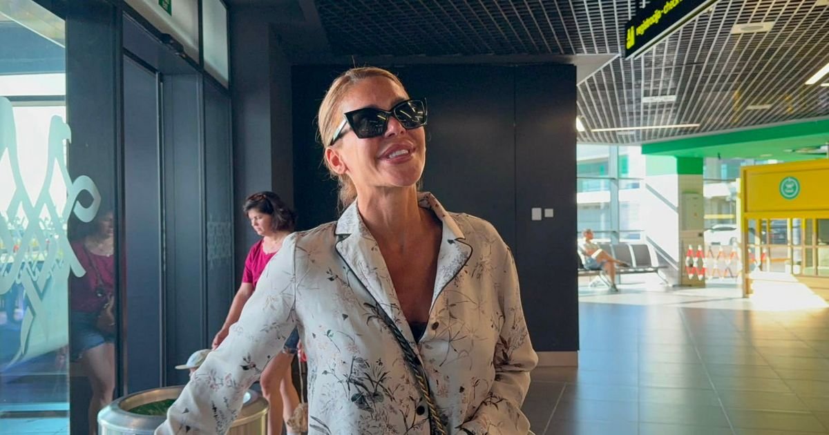 Marina Visković u pidžami! Pevačica sletela u Beograd u opuštenom izdanju: "Trenutno sam samo za krevet"