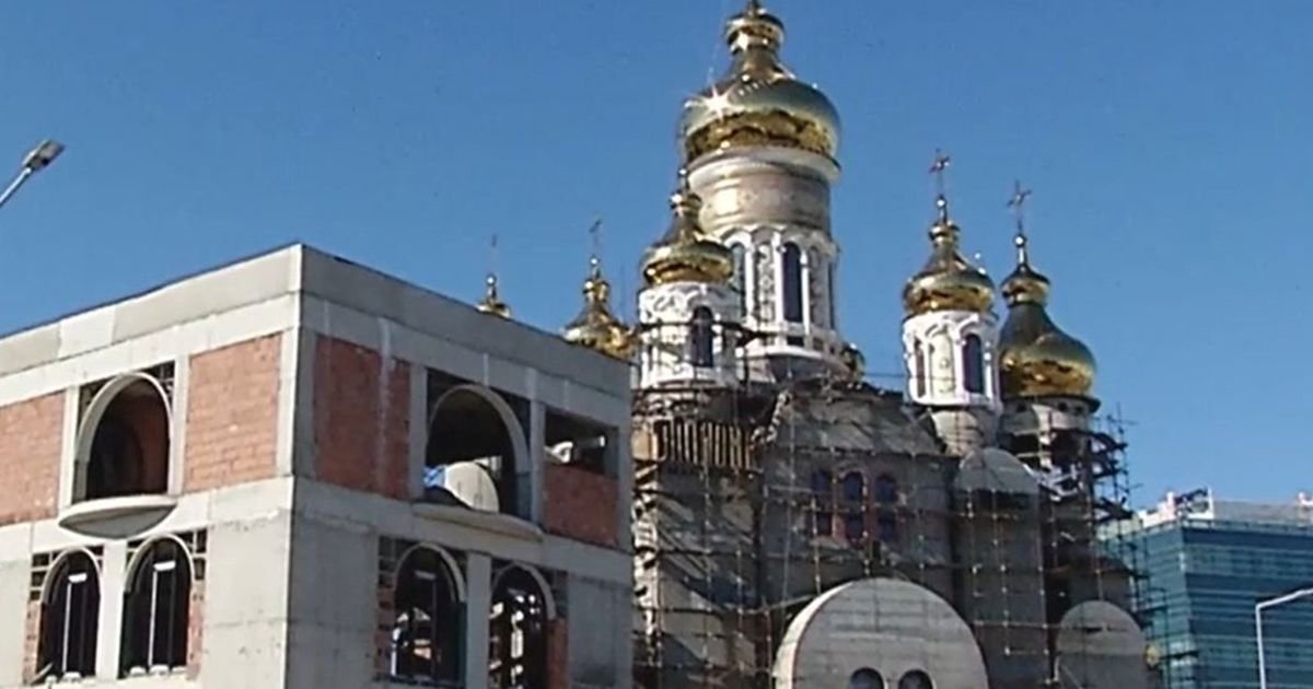 Biznismen s Balkana sagradio pravoslavnu crkvu vrednu 20 miliona evra: Ima zlatnu kupolu, prima 1.000 vernika