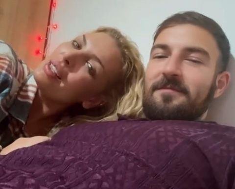 "VIŠE POZA, MANJE KILOGRAMA" Starleta objavila film za odrasle, pa dala provokativan savet ženama