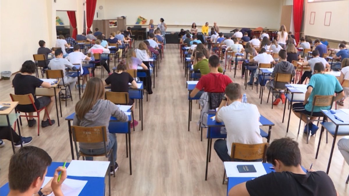 Objavljena rešenja testa iz maternjeg jezika koji su polagali mali maturanti