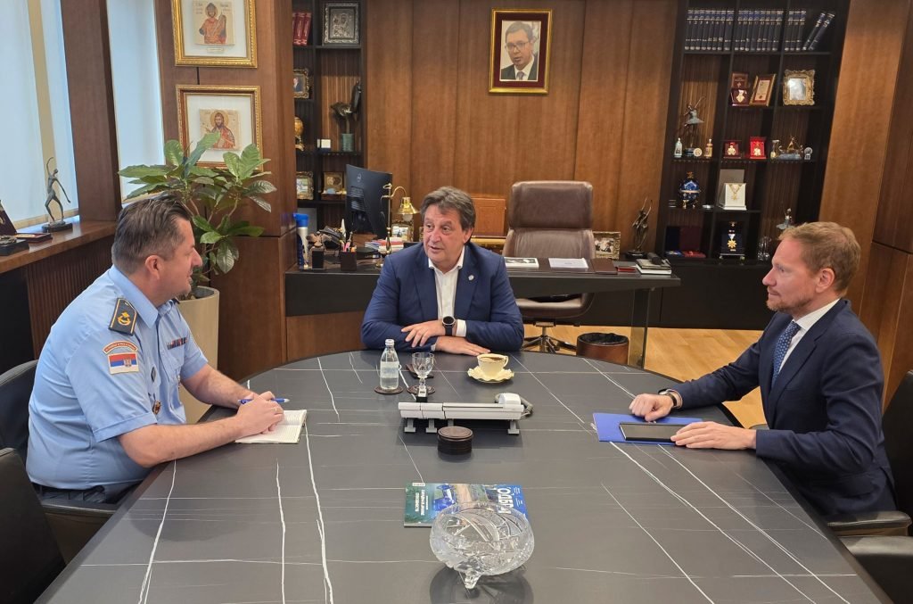 Gašić sa Antonijevićem o unapređenju saradnje institucija u oblasti ravnopravnosti