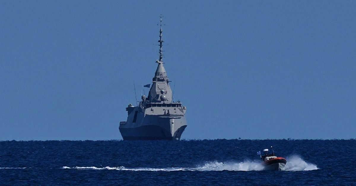 "Šta se to upravo dogodilo? Bilo je zastrašujuće": Ispovest britanskog para na koji su pucali Rusi u Lamanšu
