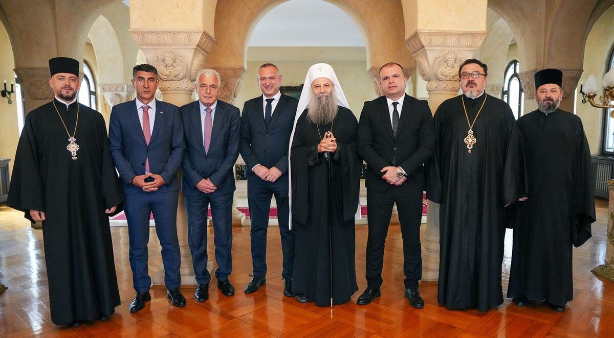 Sastanak u Patrijaršijskom dvoru: U susret godišnjici stradanja 3267 nevinih srpskih mučenika u Srednjem Podrinju i Birču