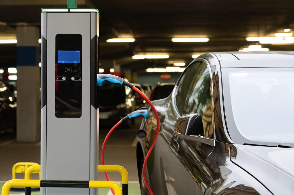 Koliko zaista košta punjenje električnog automobila u Srbiji: Detaljna računica za 100 kilometara će vas iznenaditi
