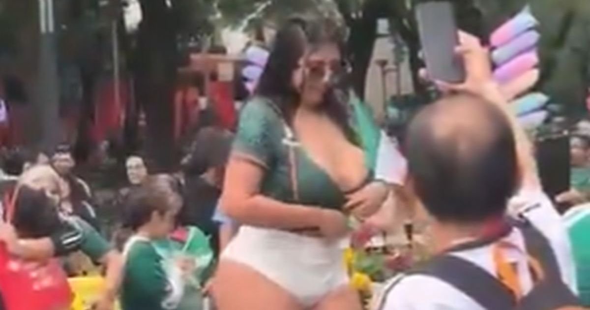 Najvrelija scena Mundijala: Navijačica pokazala gole grudi pred meč svoje reprezentacije