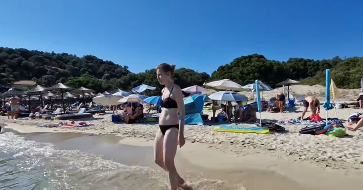 "Tako blizu Beograda, a kao na Karibima": Dragan oduševljen grčkim ostrvom - mirno i jeftino, plaže nestvarne!