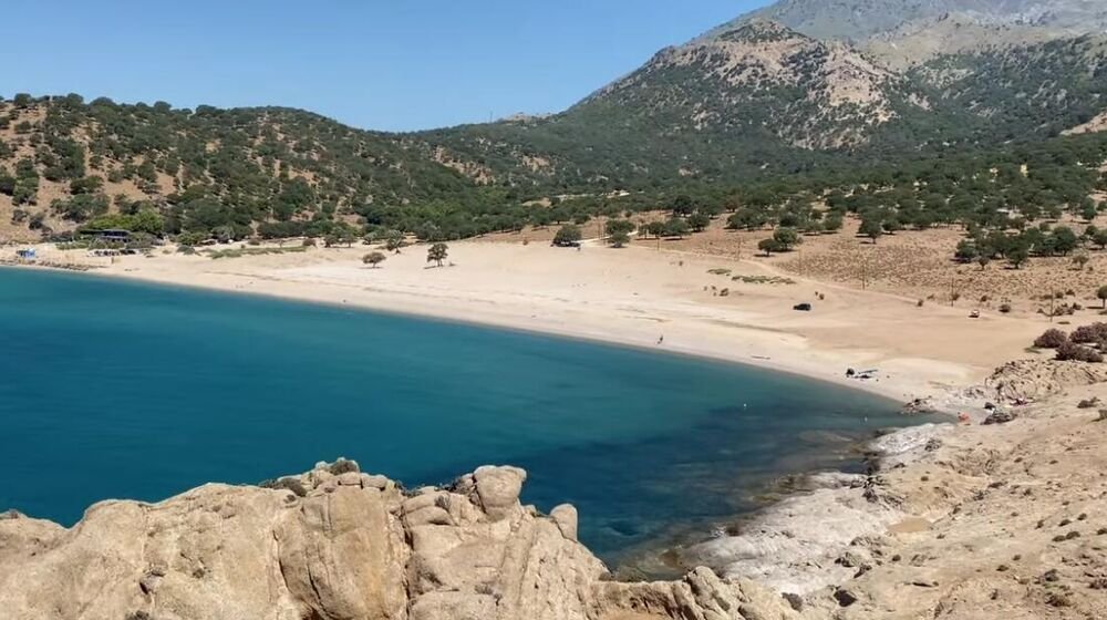 Ovo ostrvo je nabolja tajna Grčke: Nema horde turista, kupate se u miru, a malo ko zna za njega!