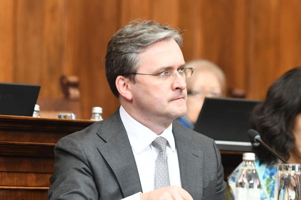 "CILJ JE BIO DA SE PREDSEDNIK VUČIĆ PREDSTAVI KAO TIRANIN" Ministar Selaković o navodnom "zvučnom topu": Reč je o dugo pripremanom scenariju!