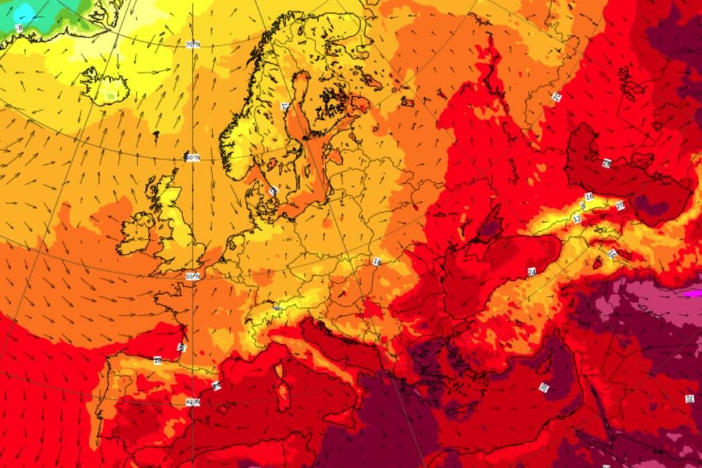 EKSTREMNI TOPLOTNI TALAS PARALISAO EVROPU! Pet moćnih država proglasilo uzbunu zbog paklenih vrućina, pogledajte kada se očekuje APSOLUTNI TEMPERATURNI VRHUNAC!