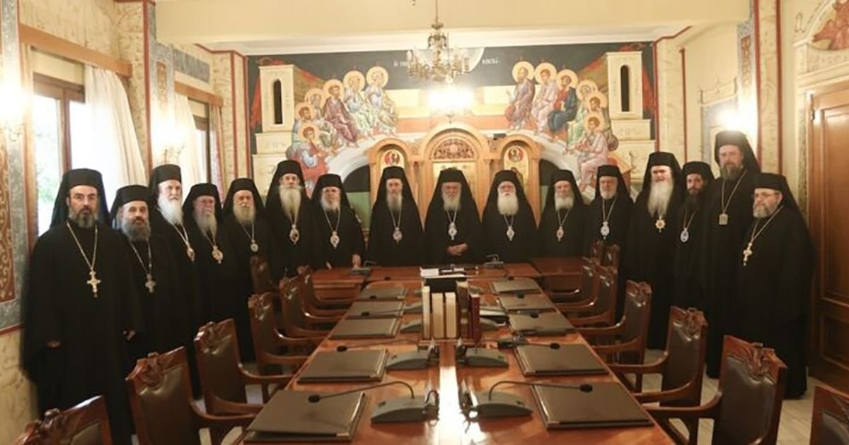 Plate grčkih mitropolita povećane na 5.000 evra: Evo zašto pravoslavna crkva smatra da je to skroz u redu