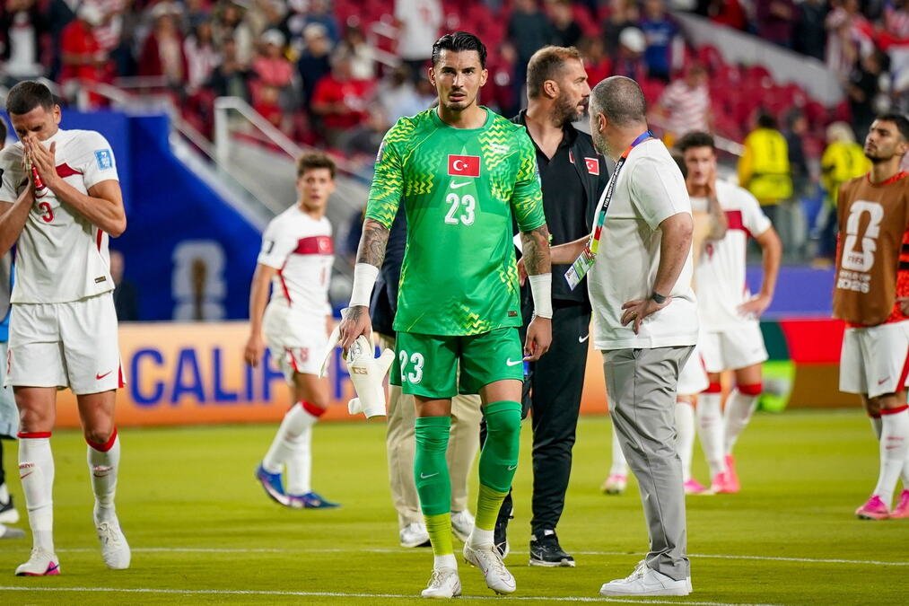 SKANDAL NA MUNDIJALU! IME ZABRANJENE LEGENDE SE POJAVILO NA STADIONU: Izdao Erdogana, proglasili ga teroristom i proterali! Ovo je za Turke bolnije od ispadanja