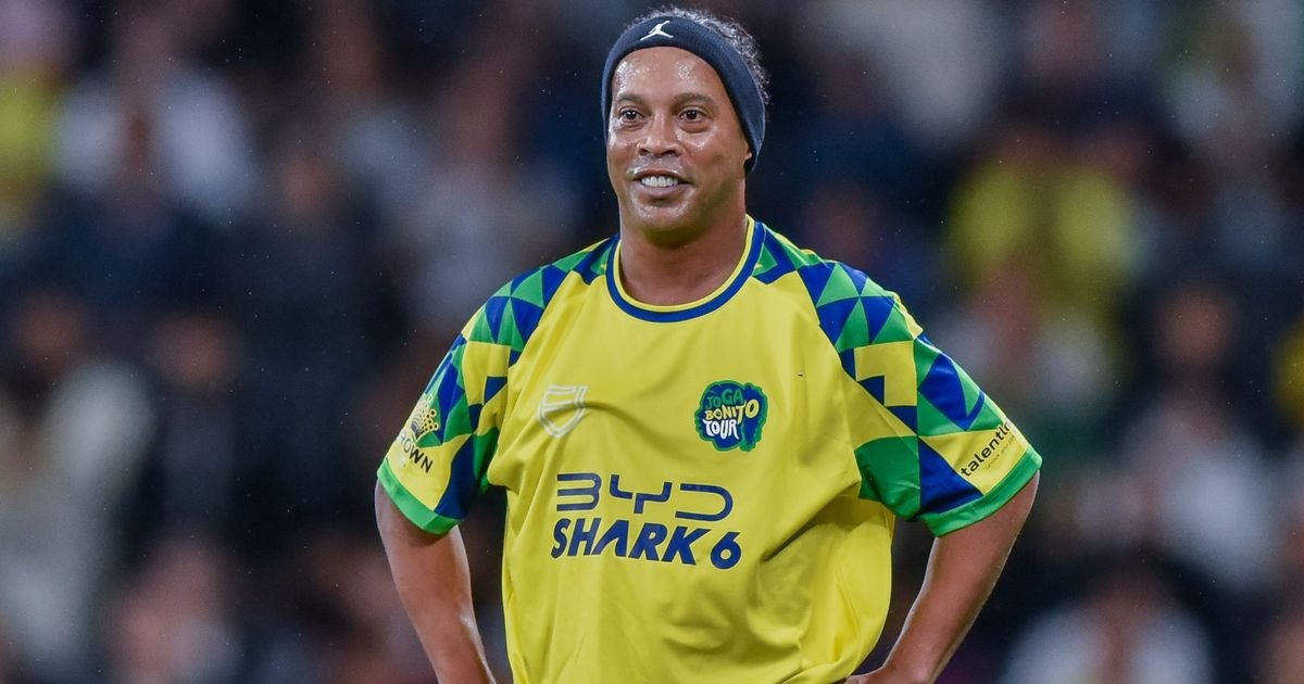 Senzacija u Italiji: Ronaldinjo potpisao za trećeligaša!