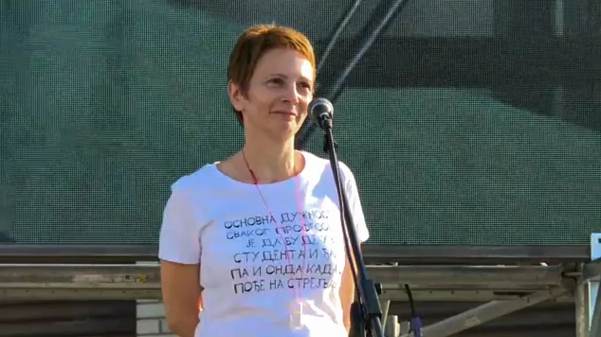 Milinkov sa protesta u Novom Sadu: Oni se novinarima više ne smeju zvati