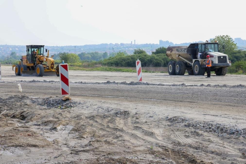 POTPUNA OBUSTAVA SAOBRAĆAJA ZBOG ASFALTIRANJA: Vozači upućeni na alternativni pravac, evo do kada će trajati radovi