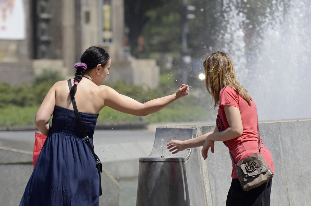 Danas pakleno vruće, temperatura 35 stepeni: Uveče sledi preokret - ovi delovi Srbije su na udaru nevremena