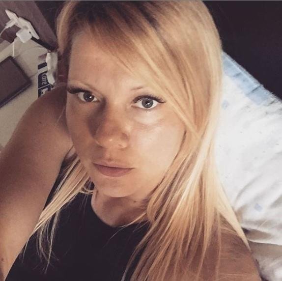 GRUOVA UDOVICA NAPUSTILA BEOGRAD! Danica Andonov u miniću pokazala gde je pronašla mir, svi gledaju kako danas uživa (FOTO)