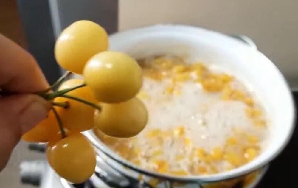 Čist hedonizam u teglici! Evo kako da pripremite slatko od trešanja bez konzervansa i da traje godinu dana