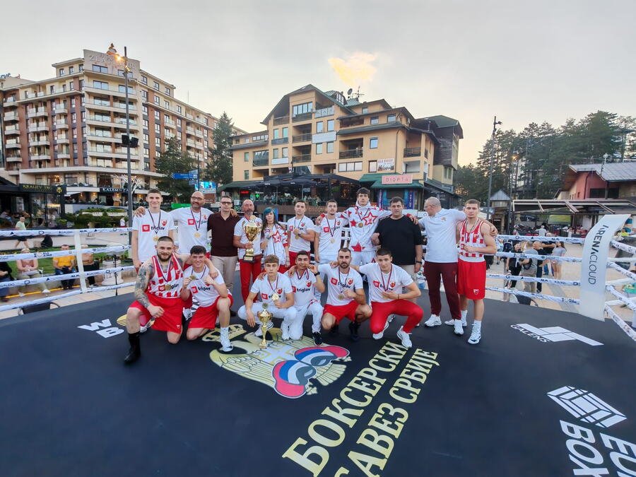 ZVEZDA JE ŠAMPION SRBIJE! Crveno-beli bokseri najbolji u Super ligi!