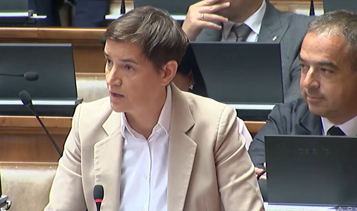 "PITAJ OPOZICIJU KOJA REKA TEČE ISPOD SAVSKOG MOSTA, REĆI ĆE - MORAVA!" Brnabić: Ponašate se kao skupina poltrona i tužibaba, jadna ova zemlja s vama (VIDEO)