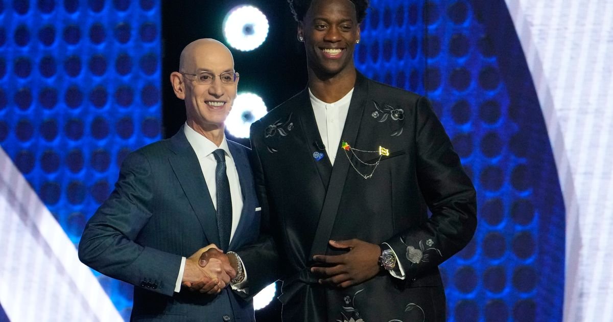 Dibantsa je prvi pik na NBA Draftu 2026! Juta uzela Pitersona s drugog mesta, Kem Buzer kao treći u Memfisu