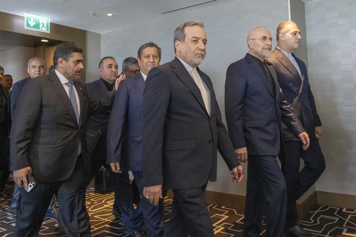 Iran kaže da SAD narušava poverenje protivrečnim izjavama o sporazumu