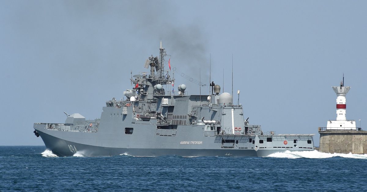 NAPETO U LAMANŠU Ruski ratni brod Admiral Grigorovič, čuvar "flote u senci" ostaje bez goriva