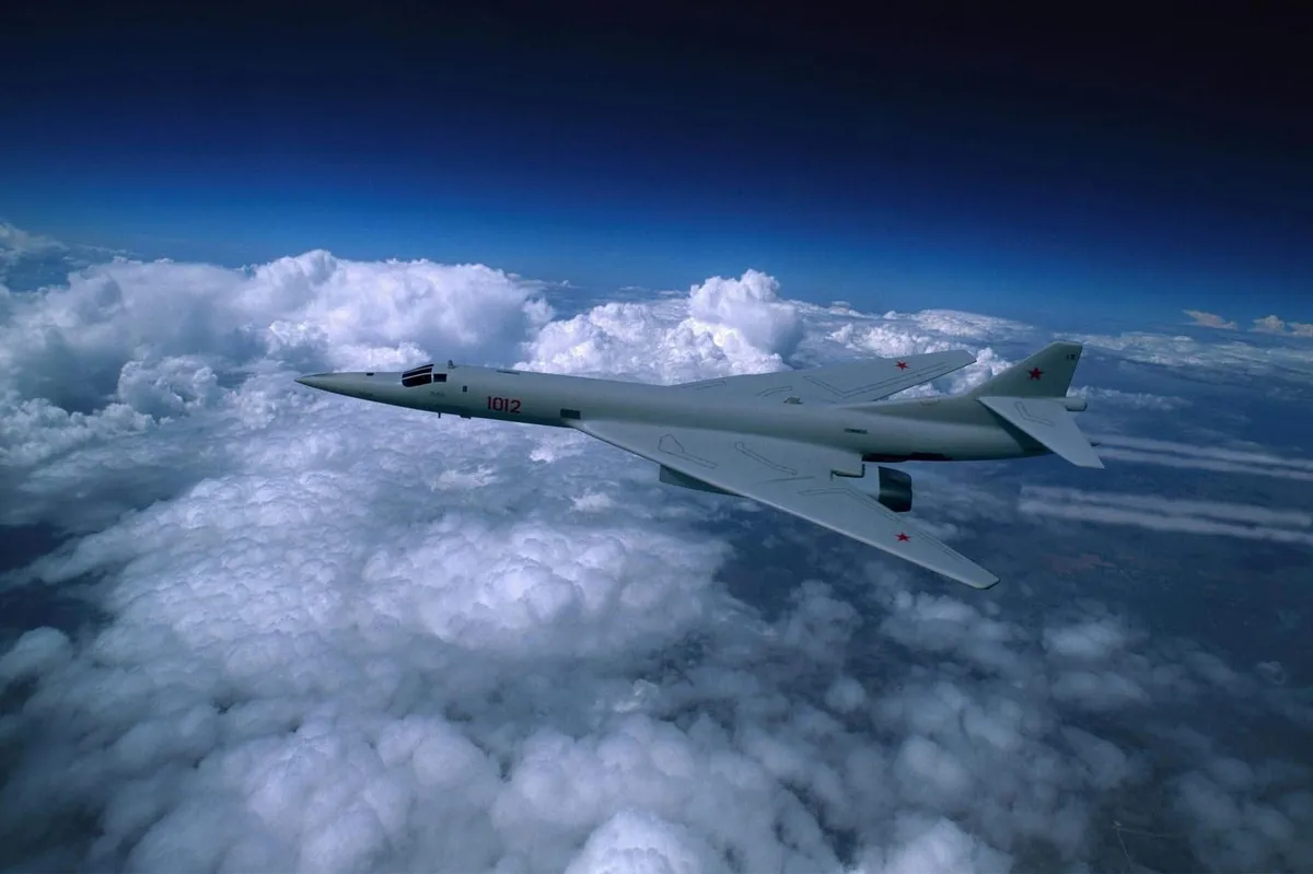 Ovo je najveći i najmoćniji bombarder na svetu, leti brže od zvuka, a nije američki: Upravo patrolira u blizini Arktika