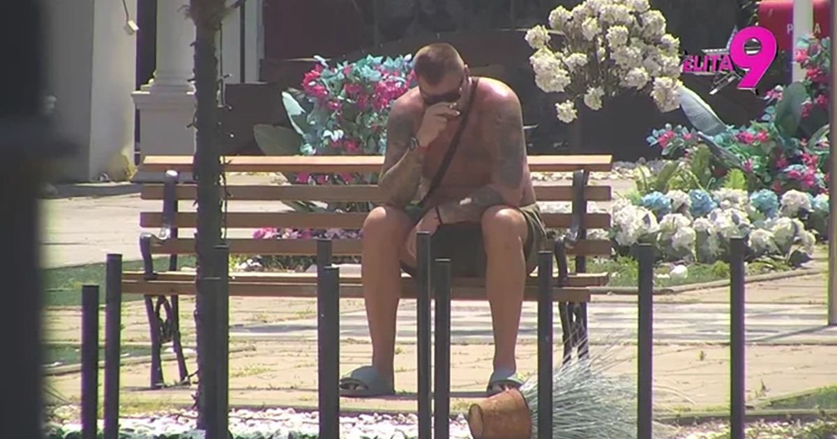 Janjuš jeca na sav glas i roni suze u Eliti! Pre tačno dve i po godine izgubio je rođenog brata
