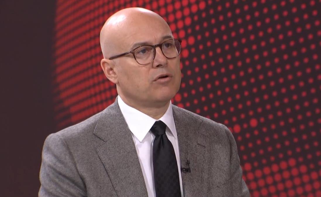"VELIKO NARODNO SABRANJE PRED VIDOVDAN" Vučević najavio celodnevni program, dečje sadržaje i najveću srpsku zastavu na veličanstvenom skupu u Beogradu