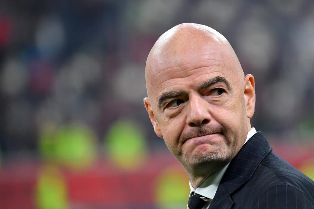 ĐANI INFANTINO OPTUŽEN DA JE BIO NA 2 MEČA U ISTO VREME? Urnebesne scene na Mundijalu, evo šta se krije iza svega...