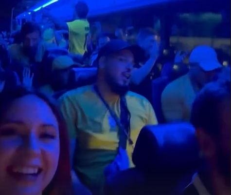 KAKAV DANAK NEISKUSTVU: Slavna holivudska glumica otišla na Mundijal, pa ušla u pogrešan bus! Opisala je svoje traumatično iskustvo