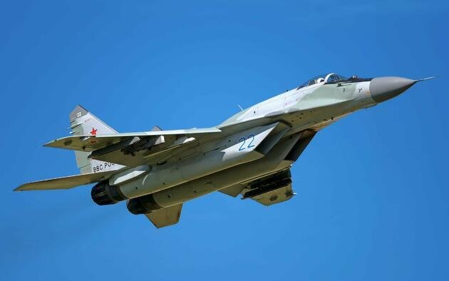 DRAMA NA NEBU IZNAD UKRAJINE! Srušio se moćni lovac MiG-29 tokom paklene noći ruskih udara, pilot preživeo!