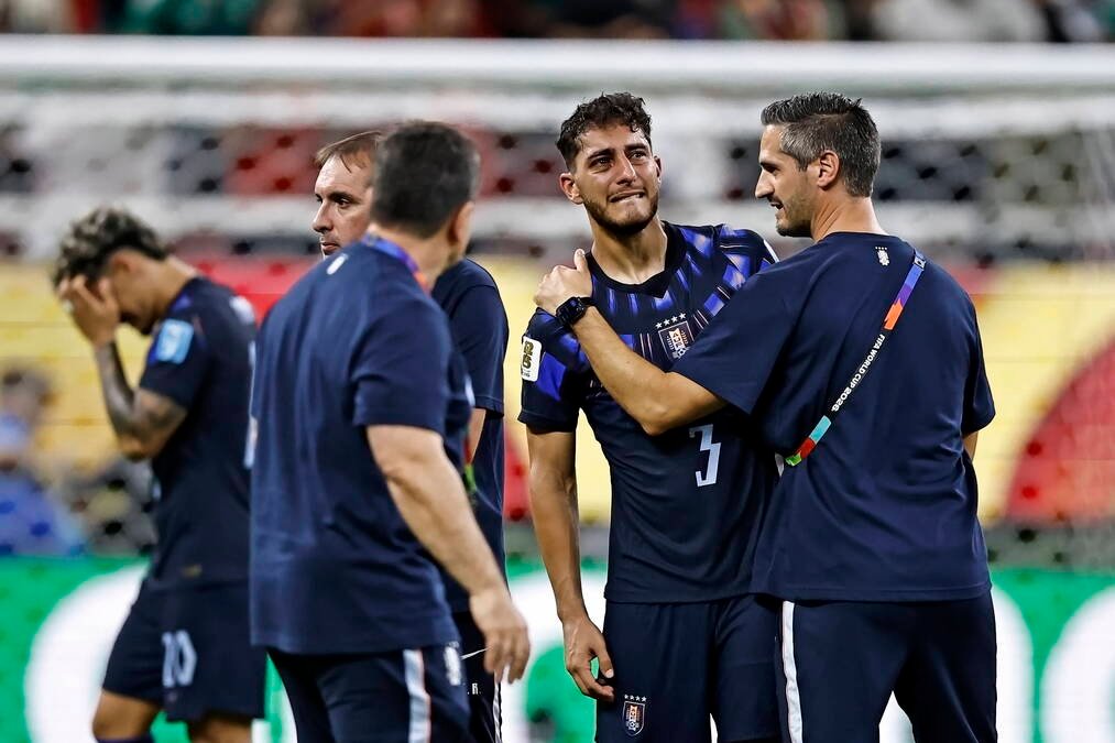 SNAĐITE SE SAMI: Fudbalski savez Urugvaja ponizio igrače zbog eliminacije tako što im je otkazao čarter let