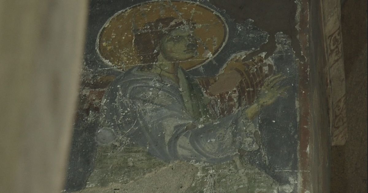 Književni čas održan ispred crkve Pokrova Presvete Bogorodice u Babinom Mostu