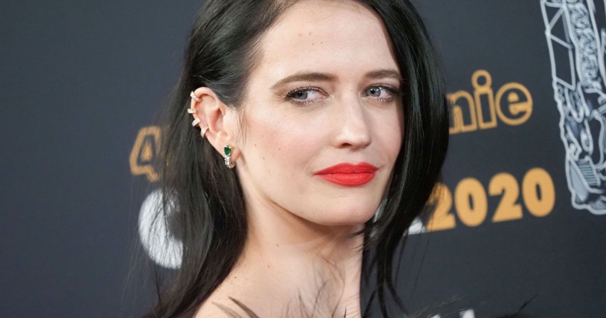 Eva Grin povređena na snimanju serije "Wednesday": Hitno prebačena u bolnicu