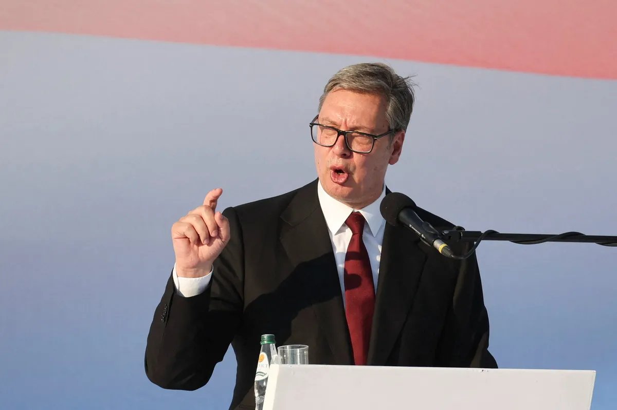 Vučić: U martu počinje služenje kratkog redovnog vojnog roka