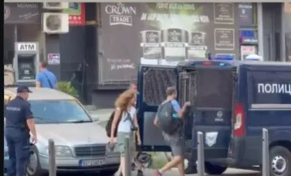 Photographers, student released after Belgrade protest banner incident