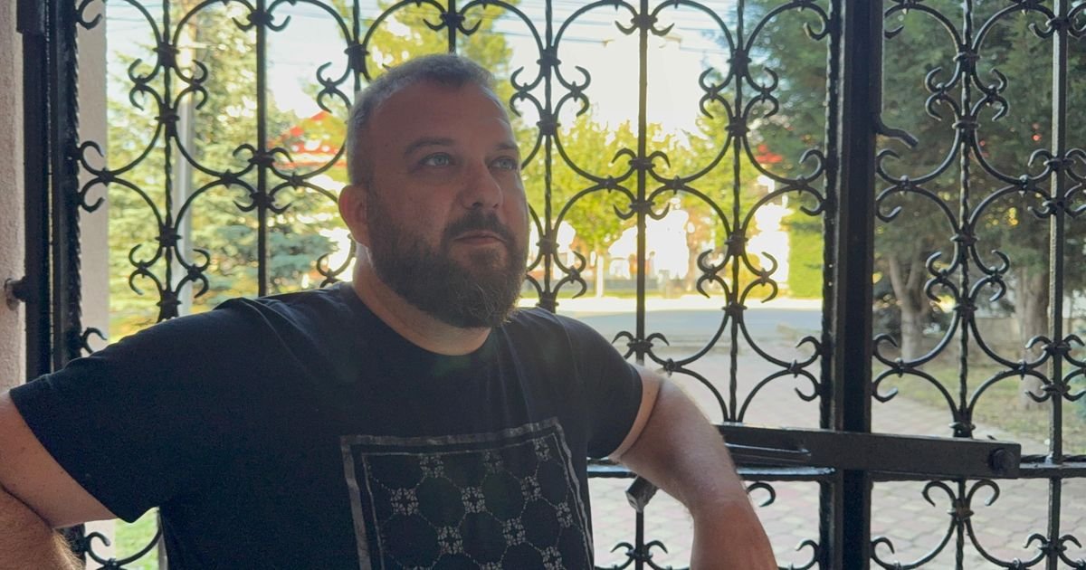 "Brat i ja smo delili jedan jogurt" Borko o odrastanju, nemaštini i odricanju: "Nismo imali ćerki za mleko"