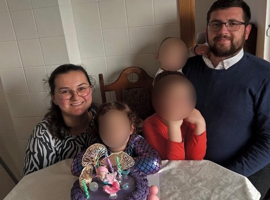HUMANOST NA DELU Nakon što je u stravičnom udesu poginuo sveštenik sa suprugom, dobri ljudi učinili čudo: Danilu, Teodori i Vasiliju osgurana bolja budućnost