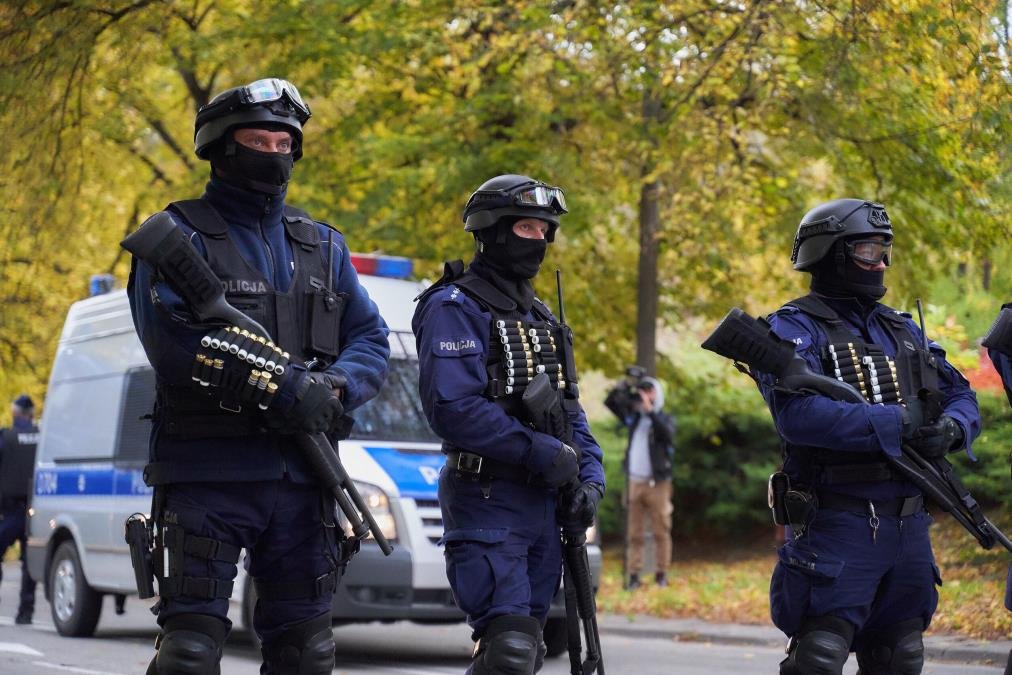 POLJACI PROTERUJU BELORUSE I UKRAJINCE: 11 osoba mora da napusti zemlju, evo šta je razlog